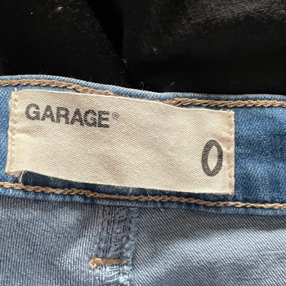 Garage Jeans! - Picture 3 of 5